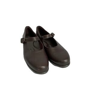 SAS Tripad Brown Women's Comfort Size 7.5 Narrow Comfort Foot Bed Made in USA